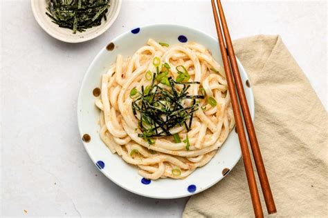 たらこクリームうどん、それは伝統と革新の融合